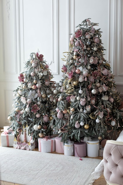 Christmas tree with a pink and gold decoration