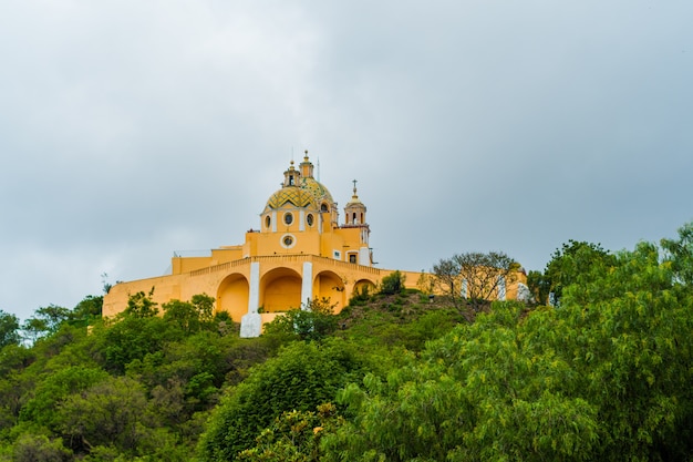 Церковь Богоматери лекарств в Чолуле, Мексика.