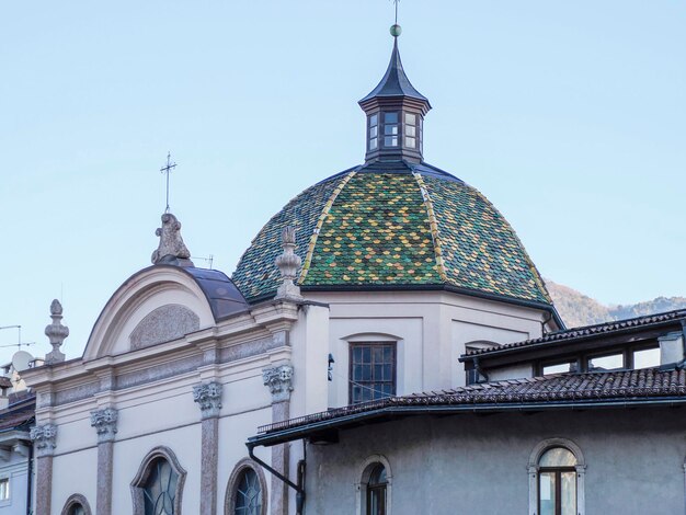 Photo church of santissima annunziata view from dome place trento italy