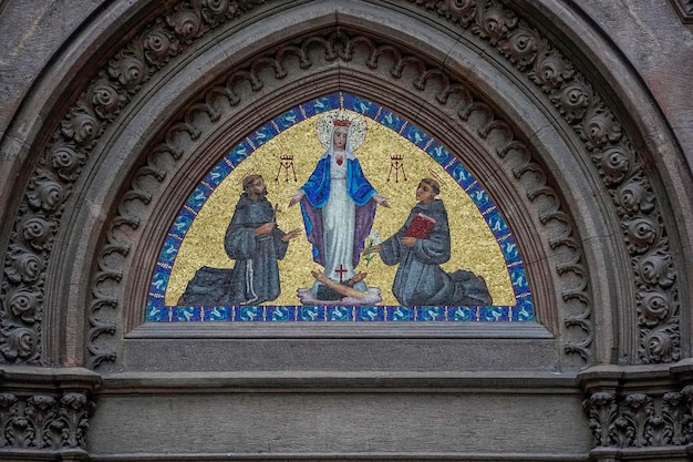 Foto chiesa di sant'antonio di padova a beyoglu istanbul turchia