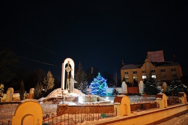 Церковь Святого Петра в ледяной вечер