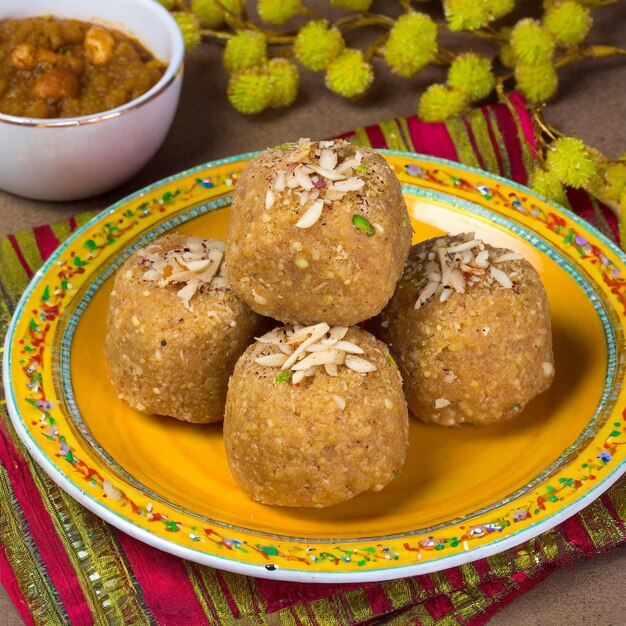 Churma laddu