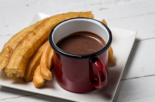 Churros met warme chocolademelk