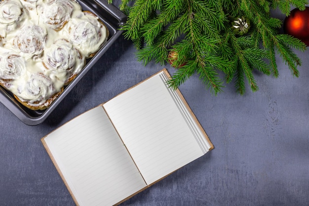 Cinnamon rolls or cinnabon for Christmas