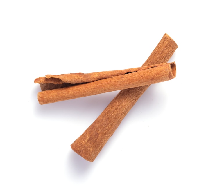 Photo cinnamon stick spices isolated on white background