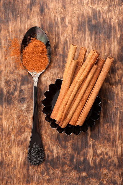 Cinnamon sticks and cinnamon powder