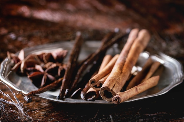 Photo cinnamon, vanilla and anise