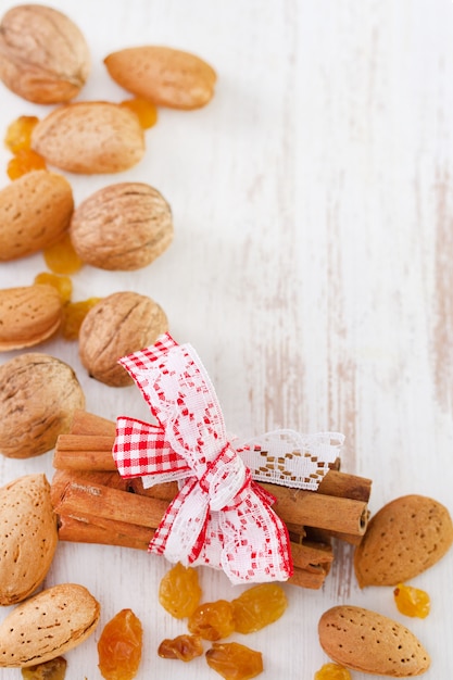 Cinnamon with raisins and almonds