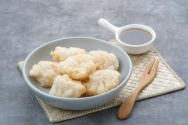 Photo cireng a savory snack from west java indonesia made from tapioca flour and deepfried