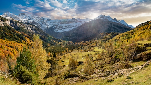 Cirque De Gavarnie In De Franse Pyreneeën