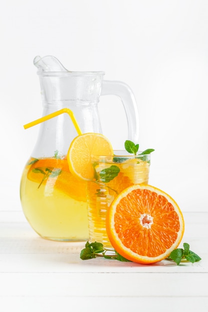 Citrus limonade met munt