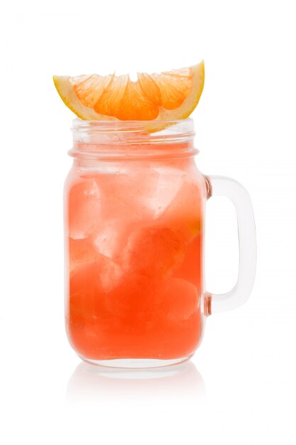 Citruscocktail met oranje plak