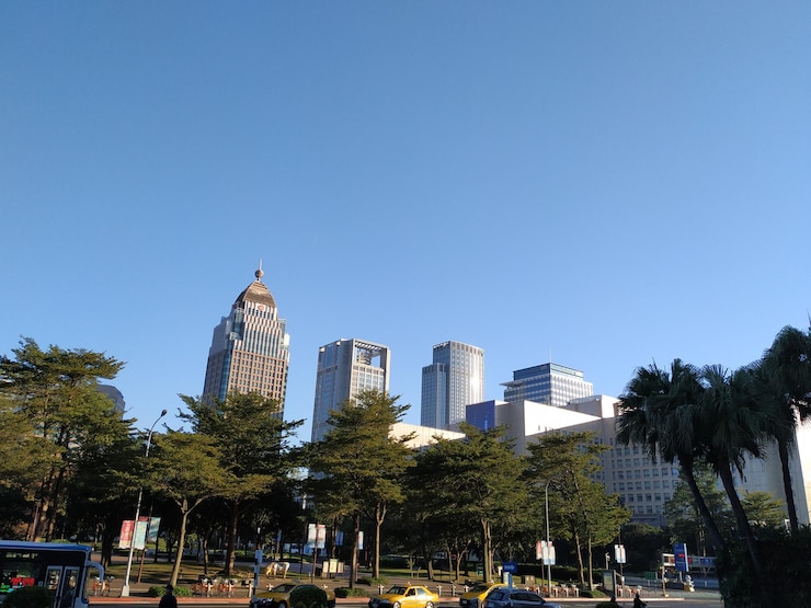 Photo 城市的建築與清的藍天