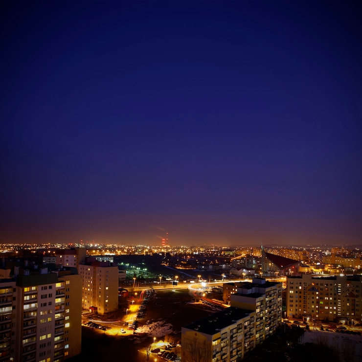 Photo city by night nice colors and lamps