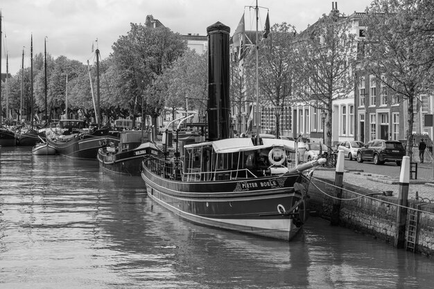 Photo the city of dordrecht in the netherlands