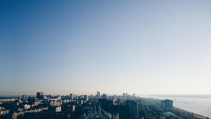 Photo 은 파란 하늘을 배경으로 한 도시 풍경