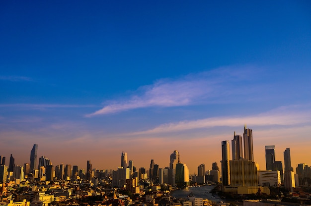 Paesaggio urbano nel mezzo di bangkok, thailandia