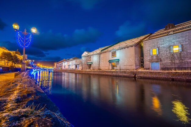 Photo cityscape of otaru japan canal and historic warehouse sapporo