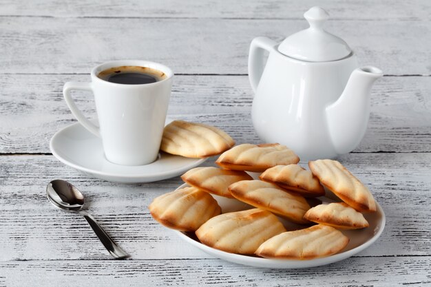 Classic french madeleines