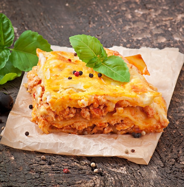 Photo classic lasagna with bolognese sauce