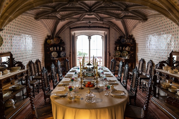 Photo classic table set up in a sintra, portugal