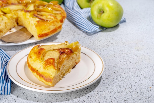 Classic upsidedown apple cake