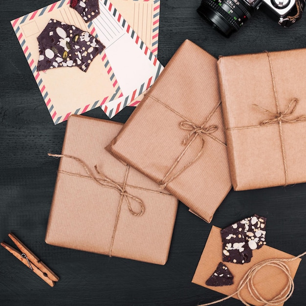 Classy Christmas gifts box cadeautjes op bruin papier