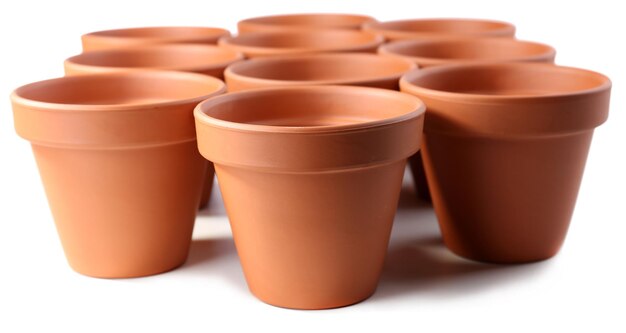 Photo clay flower pots isolated on white