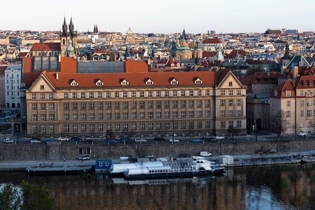 Foto pulisci le strade della città di praga