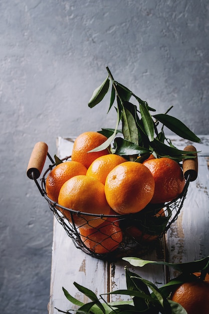 Clementines with leaves