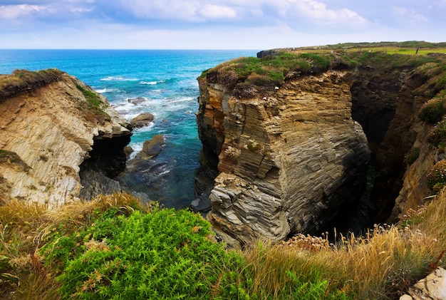 Scogliere costa cantabrica della spagna