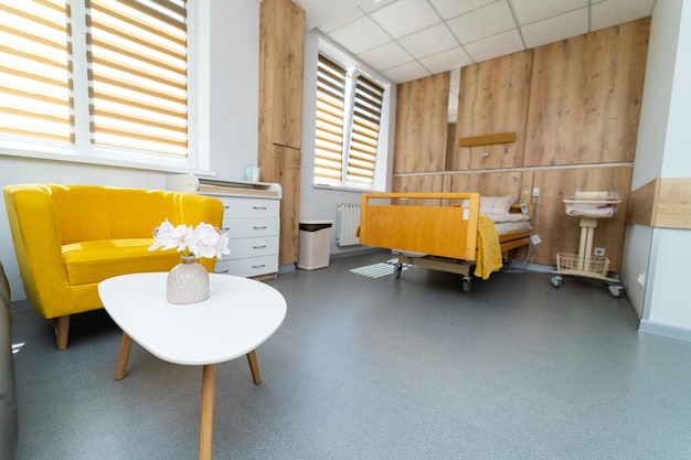 Foto sala sanitaria clinica pulita nuova sala di rianimazione medica vuota