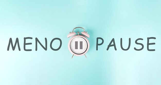 A clock that says no pause and says " no pause "