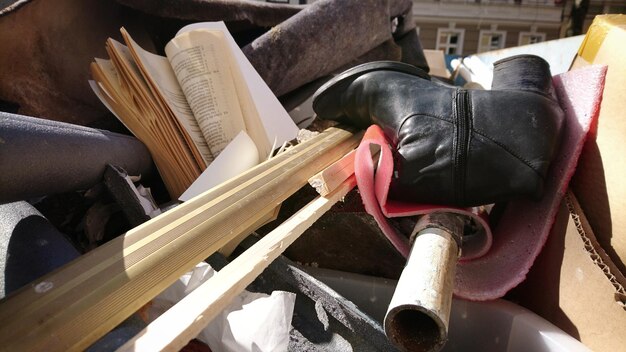 Photo close-up of abandoned objects