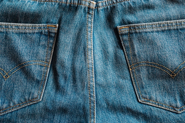 close-up achterzakken denim spijkerbroek