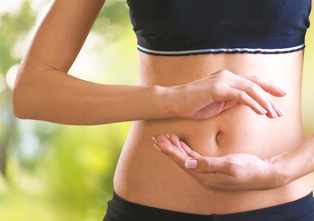 Photo close-up beautiful slim female body