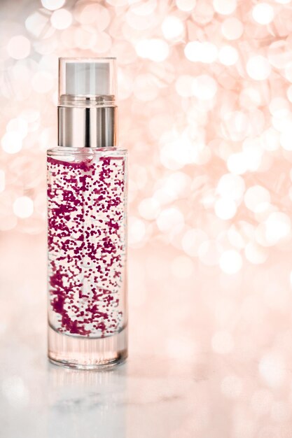 Photo close-up of beauty product on table against defocused lights