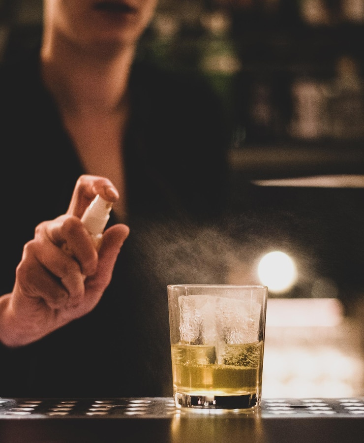 Photo テーブルの上のビールグラスのクローズアップ