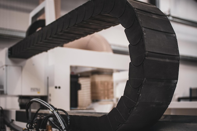 Photo close-up of bicycle wheel by building