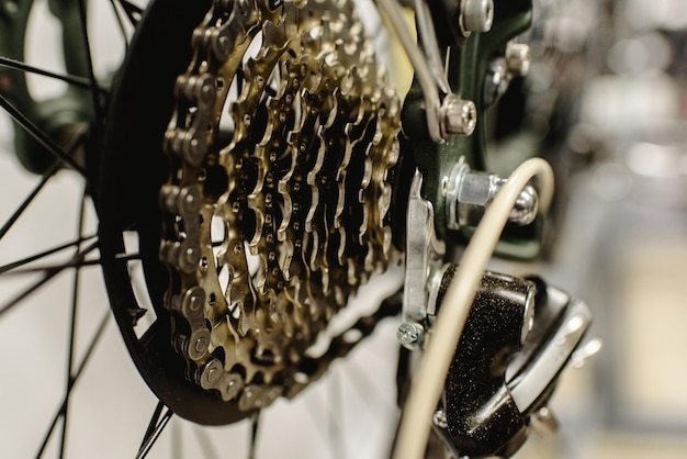 Photo close-up of bicycle wheel