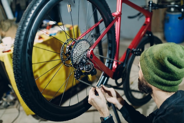 Foto prossimo piano di una bicicletta