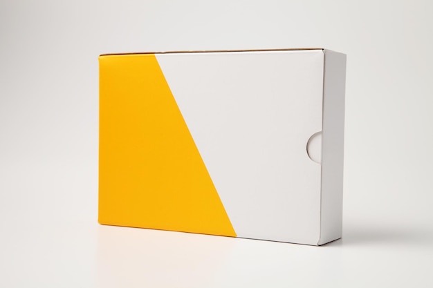 Photo close-up of box on white background