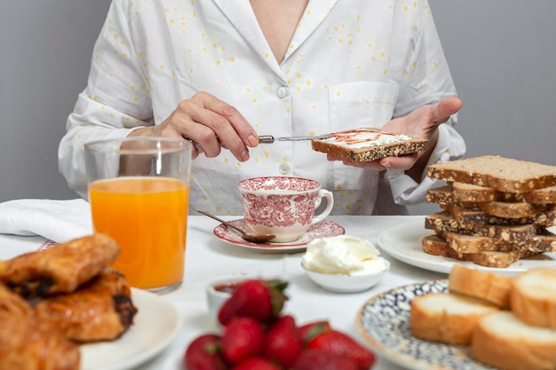 Foto close-up della colazione servita sul tavolo