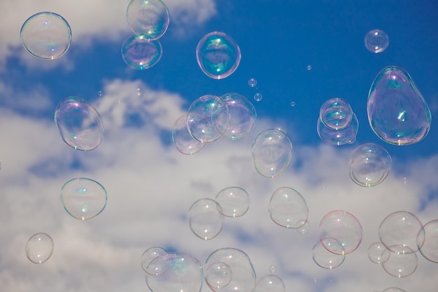 Photo close-up of bubbles against sky