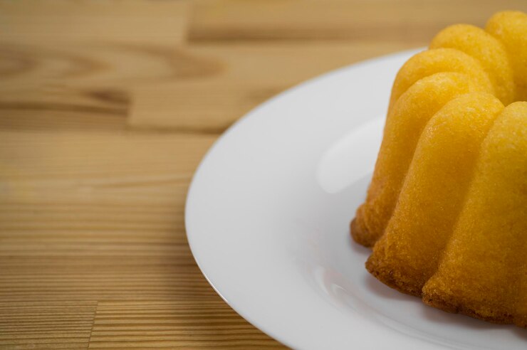 Photo テーブルの上にある皿の中のケーキのクローズアップ