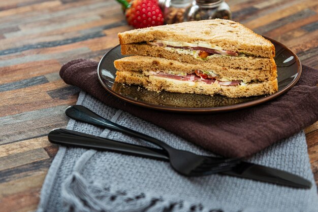 Foto close-up della torta sul tavolo