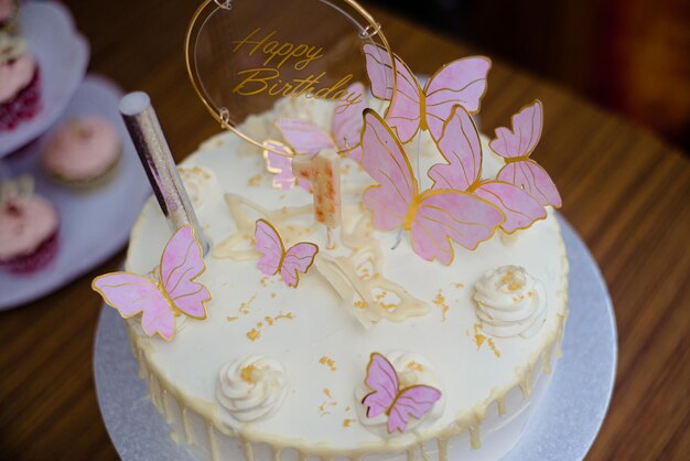 Foto close-up della torta sul tavolo