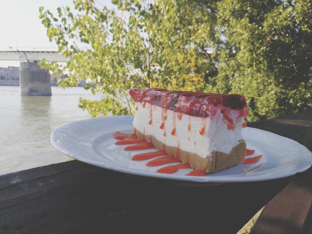 Foto close-up della torta sul tavolo