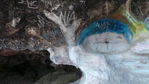 Foto prossimo piano della grotta