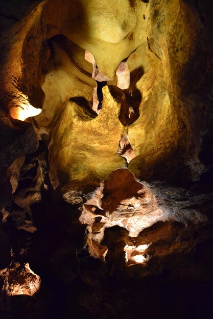 Foto prossimo piano della grotta